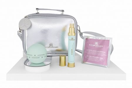 UTSUKUSY D-SKIN WHITE CASE SET Z KOSMETYCZKĄ